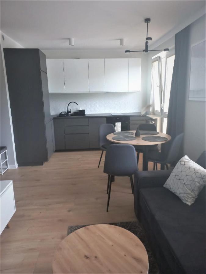 Apartament Wrzeszcz Chrobrego Danzig Exterior foto